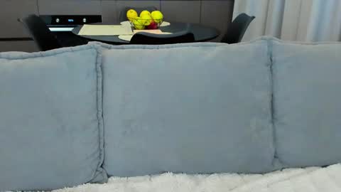 Snapshot of sexyangeloux chatting on 02-02-25, 10:39 Lou online show from 02-02-25, 10:39