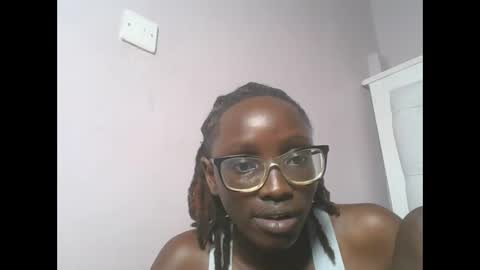 Snapshot of sexyary chatting on 05-10-26, 12:16 sexyary online show from 05-10-26, 12:16