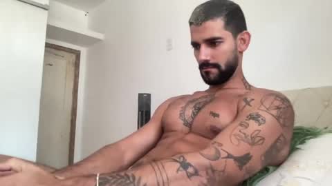 Snapshot of sexyasaf1018 chatting on 07-09-26, 12:31 Asaf online show from 07-09-26, 12:31