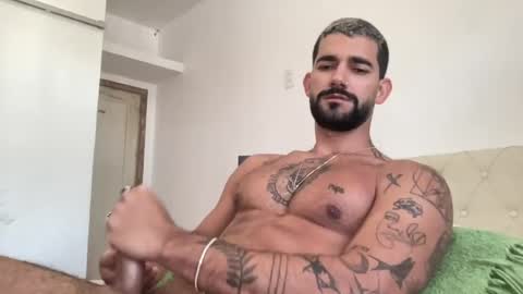 Snapshot of sexyasaf1018 chatting on 07-15-26, 12:10 Asaf online show from 07-15-26, 12:10