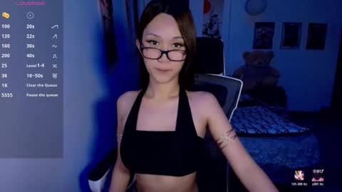 Snapshot of sexyasian_lady chatting on 07-01-26, 06:07 Chloe online show from 07-01-26, 06:07