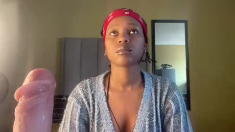 sexyasszeeee online show from 06-12-26, 08:24