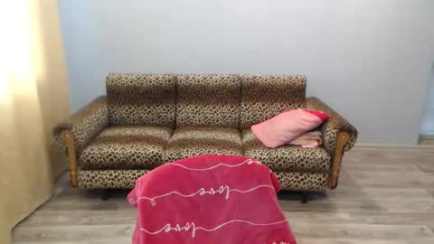 Snapshot of sexybeatriice chatting on 12-18-25, 07:36 sexybeatriice online show from 12-18-25, 07:36