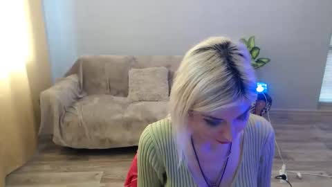 sexybeatriice online show from 04-23-26, 06:47