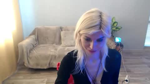 sexybeatriice online show from 05-15-26, 06:42