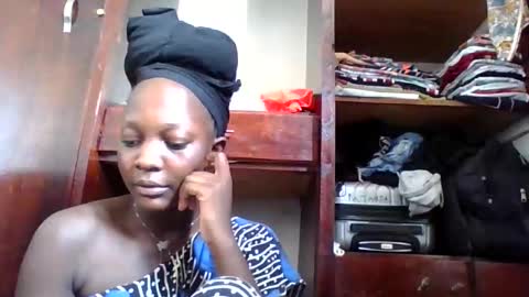 Snapshot of sexybelair chatting on 02-16-26, 07:04 sexyleir online show from 02-16-26, 07:04