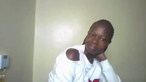 Sexybilha483 online show from 03-05-25, 12:38
