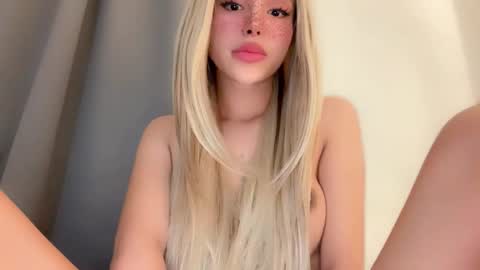 Snapshot of sexybite1 chatting on 02-22-26, 10:25 Seraphina Blaze online show from 02-22-26, 10:25