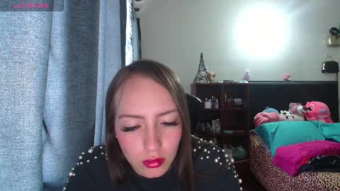 Snapshot of sexyblondiey chatting on 10-16-25, 08:54 sexyblondiey online show from 10-16-25, 08:54