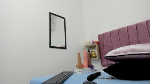 sexybrown_2005 online show from 01-22-25, 08:29