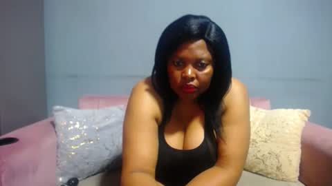 Snapshot of sexybustyebony19 chatting on 03-26-26, 07:36 sexybustyebony19 online show from 03-26-26, 07:36