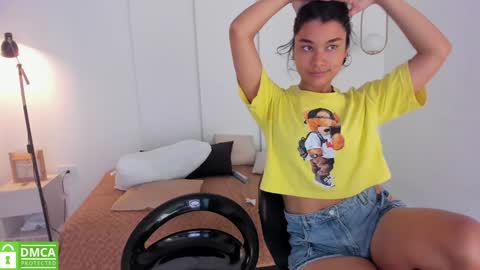 chanell and yina online show from 01-24-25, 03:45