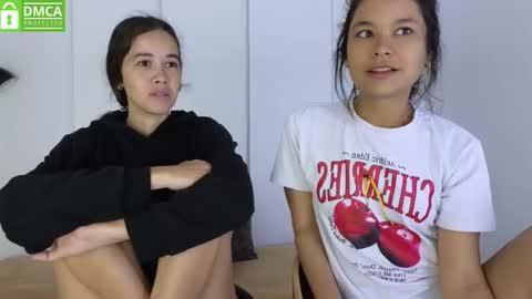 chanell and yina online show from 03-09-26, 01:15