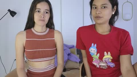 chanell and yina online show from 04-07-26, 01:33