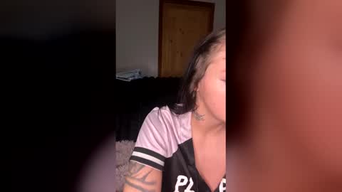 Snapshot of sexychas28 chatting on 02-27-26, 02:17 Chasity online show from 02-27-26, 02:17