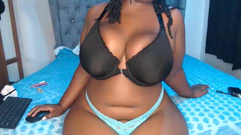 Snapshot of sexychocco_ chatting on 09-25-25, 05:44 sexychocco online show from 09-25-25, 05:44