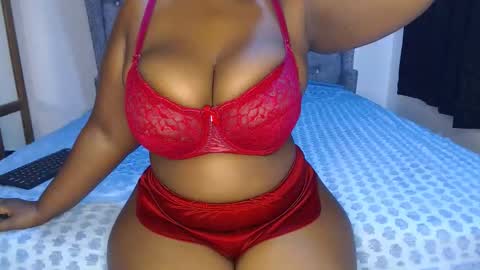 Snapshot of sexychocco_ chatting on 09-29-25, 07:46 sexychocco online show from 09-29-25, 07:46