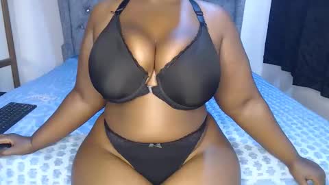 Snapshot of sexychocco_ chatting on 10-04-25, 11:52 sexychocco online show from 10-04-25, 11:52