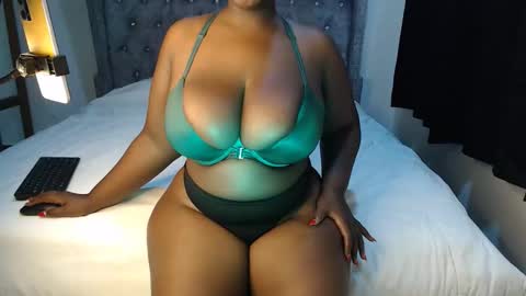 sexychocco online show from 10-29-25, 06:37