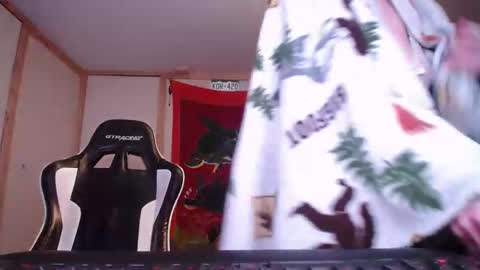 Snapshot of sexycoloradolovers chatting on 02-17-26, 06:47 Austin and Megan online show from 02-17-26, 06:47