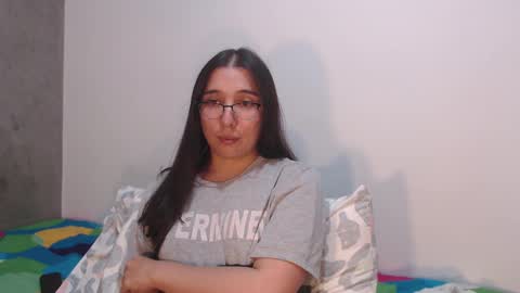 Coralinne online show from 03-07-25, 09:06