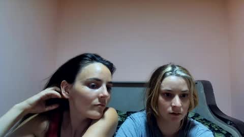 sexyemma09 online show from 08-04-26, 08:22