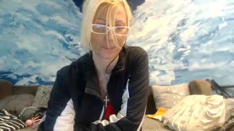 Snapshot of sexyeni chatting on 01-26-25, 10:13 ENI pvt moan your name WHEN I M NOT online you tell me in SNAPCHAT deal yes add me... FREE TWITTER magiconline101...... online show from 01-26-25, 10:13