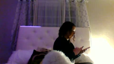 Natasha Frances Dallas online show from 07-12-26, 08:38