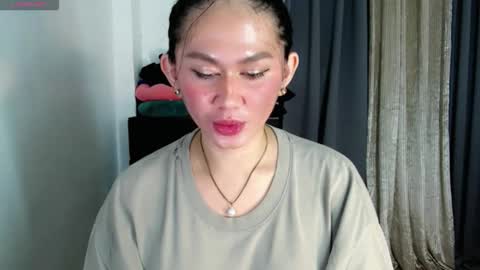 Snapshot of sexygigi_xox chatting on 11-29-25, 11:13 gigi online show from 11-29-25, 11:13