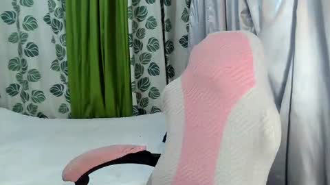 sexygirl_ynna online show from 07-02-26, 01:06