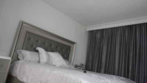 Snapshot of sexygirlforyouuu chatting on 12-29-24, 05:21 Vanessa online show from 12-29-24, 05:21