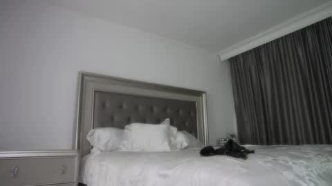 Snapshot of sexygirlforyouuu chatting on 01-16-25, 08:22 Vanessa online show from 01-16-25, 08:22