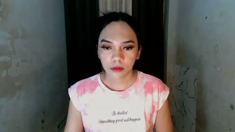 Snapshot of sexygoddess_tyra chatting on 06-25-26, 01:27 TYRA 3 online show from 06-25-26, 01:27