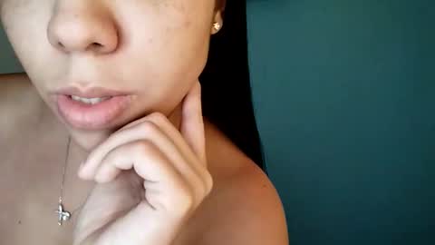 sexygril01 online show from 10-19-25, 05:24