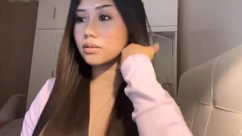 Snapshot of sexyhotangelyn chatting on 06-30-26, 05:41 sexyhotangelyn online show from 06-30-26, 05:41