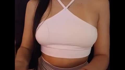 Snapshot of sexyideusa chatting on 12-19-24, 04:46 Sexy online show from 12-19-24, 04:46