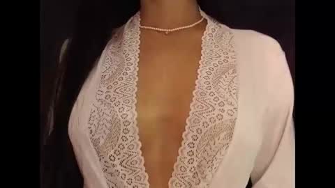 Snapshot of sexyideusa chatting on 02-06-25, 04:14 Sexy online show from 02-06-25, 04:14