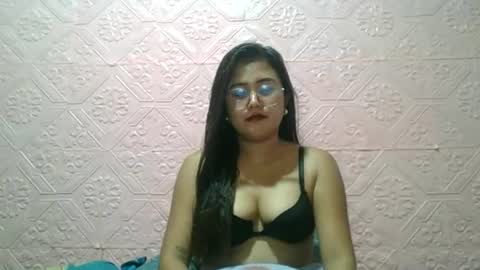Snapshot of sexyjessa20 chatting on 07-06-26, 05:26 sexyjessa20 online show from 07-06-26, 05:26