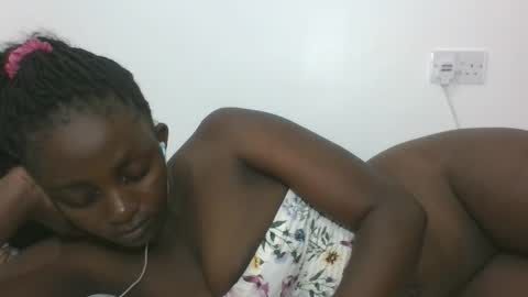 Snapshot of sexyjoane chatting on 03-03-25, 09:15 JOAN online show from 03-03-25, 09:15