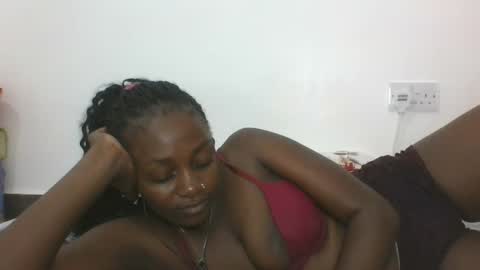 Snapshot of sexyjoane chatting on 03-12-25, 05:38 JOAN online show from 03-12-25, 05:38