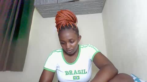 Snapshot of sexyjoane chatting on 11-24-25, 11:10 JOAN online show from 11-24-25, 11:10