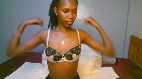Snapshot of sexyjulie340 chatting on 07-27-26, 03:30 sexyjulie online show from 07-27-26, 03:30