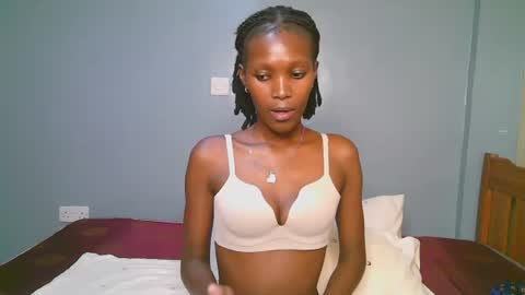 Snapshot of sexyjulie340 chatting on 07-28-26, 06:07 sexyjulie online show from 07-28-26, 06:07