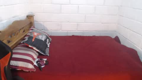 Snapshot of sexyjustin202 chatting on 01-08-26, 01:30 sexyjustin202 online show from 01-08-26, 01:30