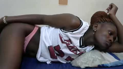 Snapshot of sexykiteey chatting on 02-12-25, 10:14 sexykiteey online show from 02-12-25, 10:14