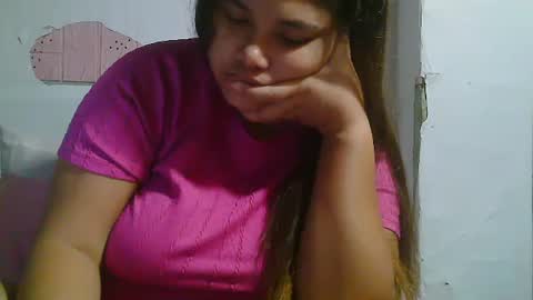 Snapshot of sexykittymom chatting on 12-30-24, 10:12 sexykittymom online show from 12-30-24, 10:12