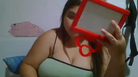 Snapshot of sexykittymom chatting on 02-01-25, 06:00 sexykittymom online show from 02-01-25, 06:00