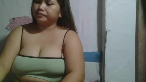 Snapshot of sexykittymom chatting on 02-16-25, 08:44 sexykittymom online show from 02-16-25, 08:44