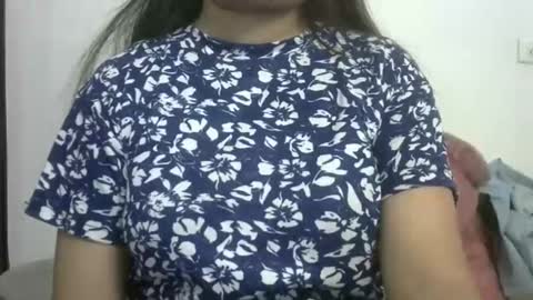 Snapshot of sexylavanya143 chatting on 03-21-26, 04:21 sexy lavanya online show from 03-21-26, 04:21