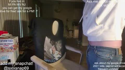 Snapshot of sexylax69 chatting on 11-29-25, 01:41 sexylax69 online show from 11-29-25, 01:41